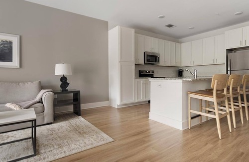 Fort Mill Apartamento | Landing at The Mason at Six Mile Creek - 1 Bedr...