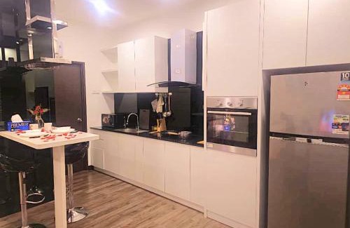Kampung Bukit Dukong Apartamento | Landmark Residence 2 - 齐全设备5星级酒店风格 1