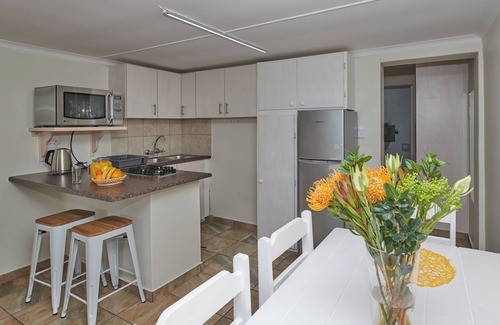 Struisbaai Cabaña | Lands Edge Eco Friendly Cottages