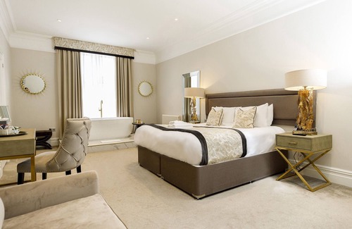 Talbot Green Cama Y Desayuno | Lanelay Hall Hotel & Spa