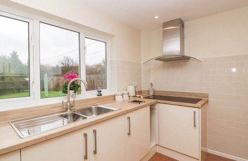 Chetnole Casa | LANES END, family friendly, character holiday cottage in Chetnole