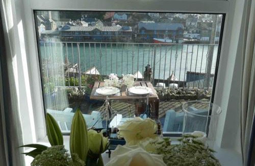 West Looe Apartamento | Lanescot, Harbour View With Terrace