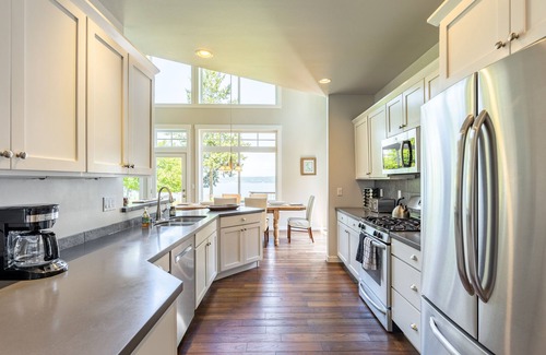 Langley Casa | Langley by the Sea by AvantStay | Panoramic Vistas
