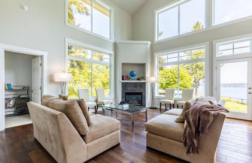 Langley Casa | Langley by the Sea by AvantStay Panoramic Vistas