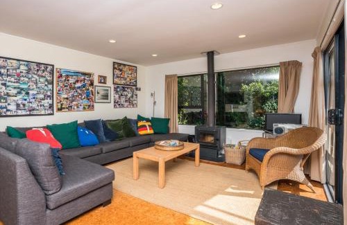 Langs Beach Casa | Langs Hideaway - Langs Beach Holiday Home