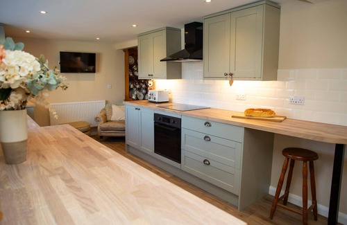Dwrbach Cabaña | Langton Farmhouse, Fishguard