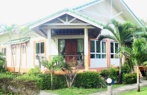 Ko Lanta Hotel | Lanta Palm Beach Resort , Beach Bungalow - Koh Lanta