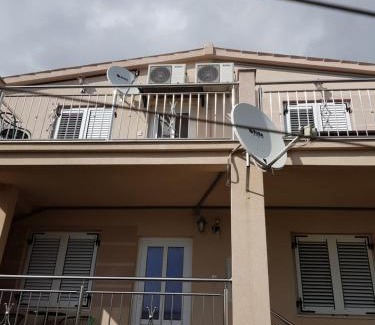 Karlobag Apartamento | Lantana ex Villa Americana