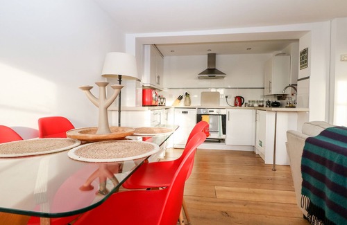 Rye Cabaña | Lantern Cottage