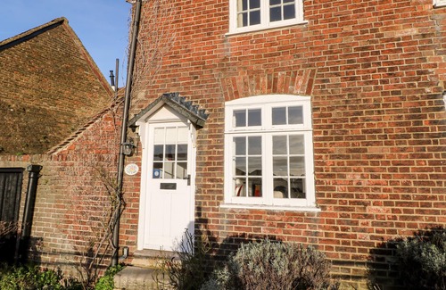 Rye Cabaña | Lantern Cottage