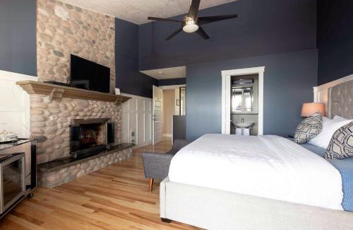Ingonish Casa | Lantern Hill & Hollow