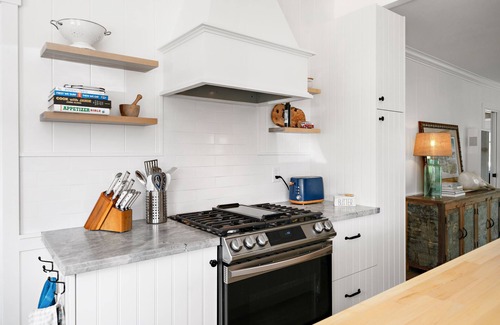 Lantern District Cabaña | Lantern Village Ocean View Cottage