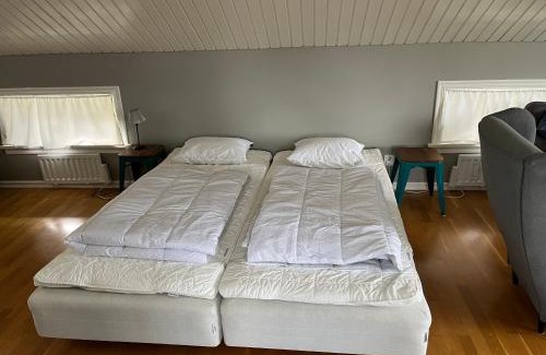 Kungalv O Apartamento | Lantlig fristående lägenhet