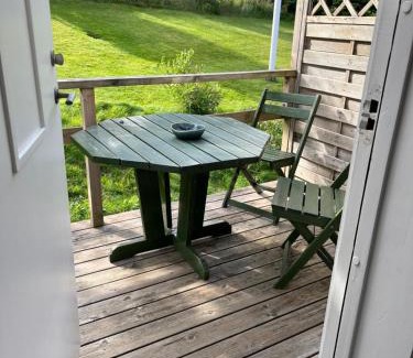 Kungalv O Apartamento | Lantlig fristående lägenhet