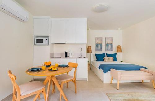 Santos Apartamento | Lapa Getaway Studio with Swimming Pool