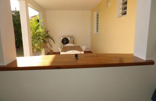 Les Anses-d'Arlets Apartamento | LAPALOMADESANSEs