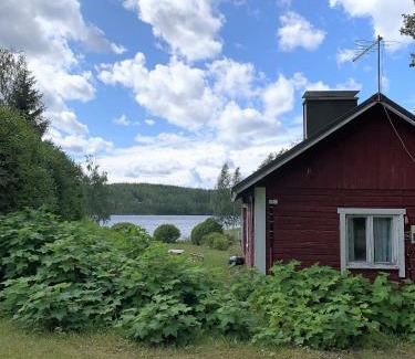 Puumala Chalet De Esquí | Lappalaisen lomamökit Pihamökki