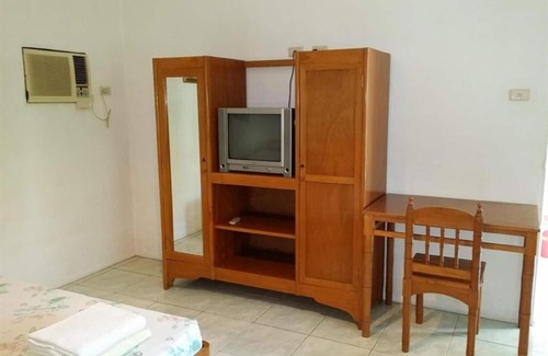 Basak Casa | Lapu Lapu Cottages and Restaurant