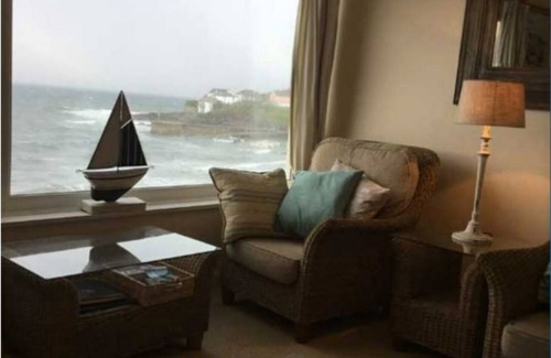 Portscatho Casa | Lapwing Waterside House with stunning sea views