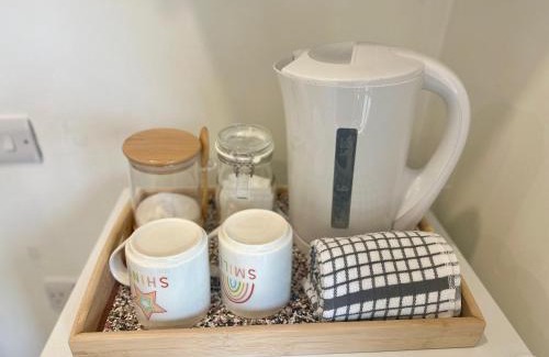 Lambeth Casa | Lara's Ensuite Double Room