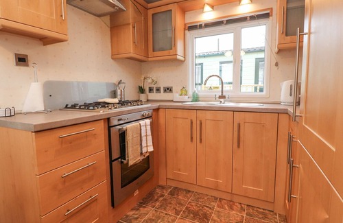 Wesham Cabaña | LARENZO, pet friendly, country holiday cottage in Warton, Lancashire