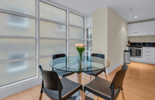 Greenwich West Apartamento | Large 1 Bed Apartment London Cutty Sark Greenwich Close to Canary Wharf - Perfect for Corporates and Tourists
