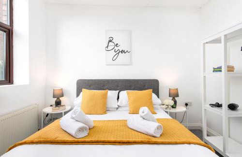 Brislington Apartamento | Large 1 bed Flat-Long Stays-By MatchstickStays