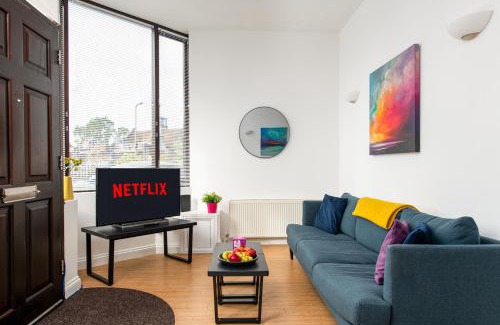 Brislington Apartamento | Large 1 bed Flat-Long Stays-By MatchstickStays
