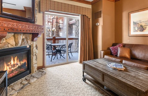 Park City Condominio | Large 1 BR, WG Hotel- Resort amenities, Shopping and Restaurants- Walk to 4th of July Fireworks