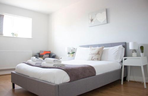 Loughborough Apartamento | Large 1st Floor Open Plan Apartment