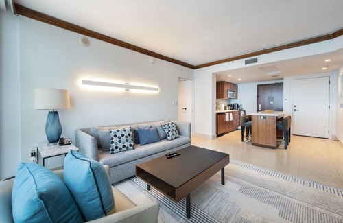 North Beach Apartamento | Amplio apartamento de 2 dormitorios y 2 baños en The Carillon Wellness Resort