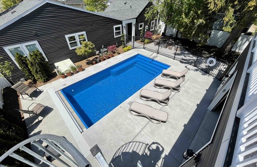 South Haven Cabaña | Grande con acceso a la playa 2-3King / 2 -3Bath cottage, vista al lago, playa