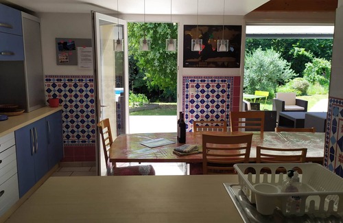 Saint-Aubin-de-Medoc Casa | Gran chalet con jardín, piscina y pérgola.