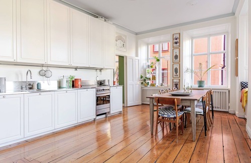 Gamla Stan Apartamento | Large 2BR in Central Gamla Stan