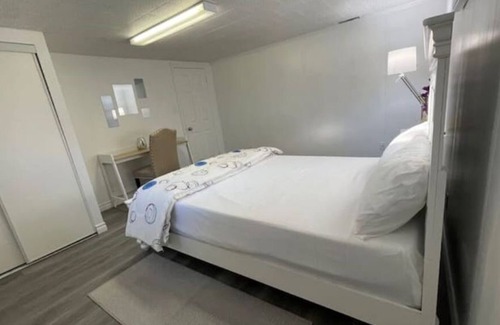 Scarborough Apartamento | Large 3 BDR apt. free parking near Bluffers