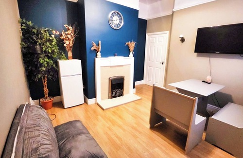 Seisdon Casa | Large 3 Bed Bungalow - Beautiful Refurb - Garden