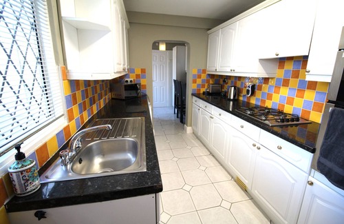 Seisdon Casa | Large 3 Bed Bungalow - Beautiful Refurb - Garden