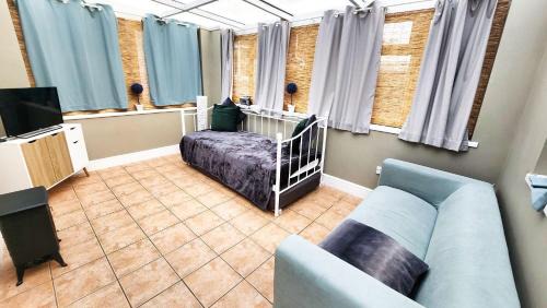 Seisdon Casa | Large 3 Bed Bungalow - Beautiful Refurb - Garden