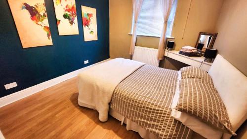 Seisdon Casa | Large 3 Bed Bungalow - Beautiful Refurb - Garden
