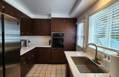Santa Ana Heights Apartamento | Large 3 Bedroom, 2.5 Bath Beach House Just 50 Steps From Sand!