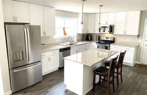 Harbeson Casa | Large 3 Bedroom Colonial 15 miles from Rehoboth Beach