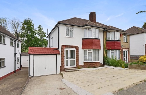 London Borough of Bromley Casa | Large 3 Bedroom House with Garden - Orpington
