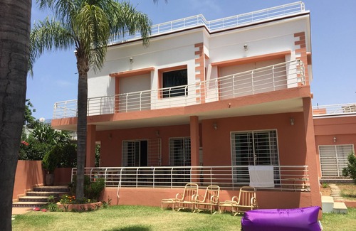 Quartier Bettana Villa | Gran villa con piscina
