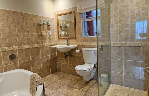 Knysna Casa | Large 3 x Bedroom Garden Oasis!