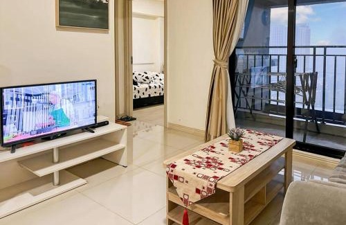 Cikarang Apartamento | Large 3BR Meikarta Apt with WiFi & Netflix by 2ndHome