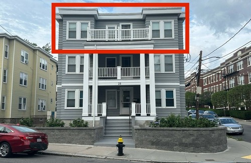 St. Elizabeth's Apartamento | Large 4 Bedroom apartments, 3RD FL Brighton