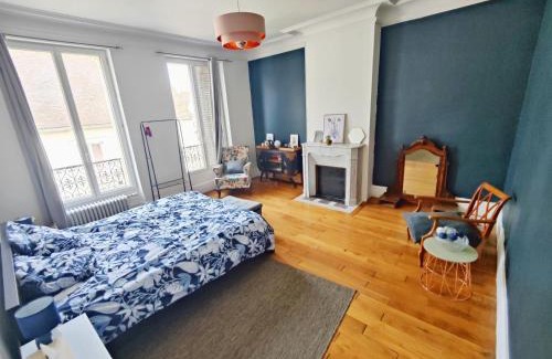 Nemours Apartamento | large 5-bedroom 2 floor apartment 200 m2