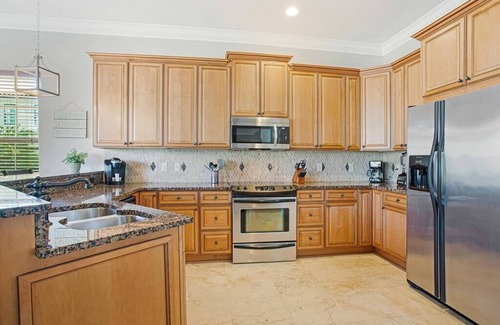 Villa Lago Casa | Large 5-BR in golf and beach resort - 2 golf carts