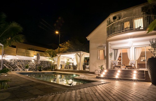 Carosse Villa | Holy Paradise 5 * villa con piscina climatizada en invierno para hasta 16 personas en St Gilles