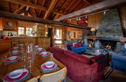 Villaroger Chalet De Esquí | Large 6 bedroom chalet in inspoilt village in Les Arcs area,200m to nearest lift